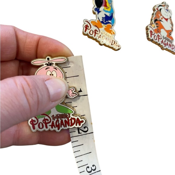 Ron English x MINDstyle Popaganda Cereal Killers Minis Enamel Pins - Picture 5 of 6